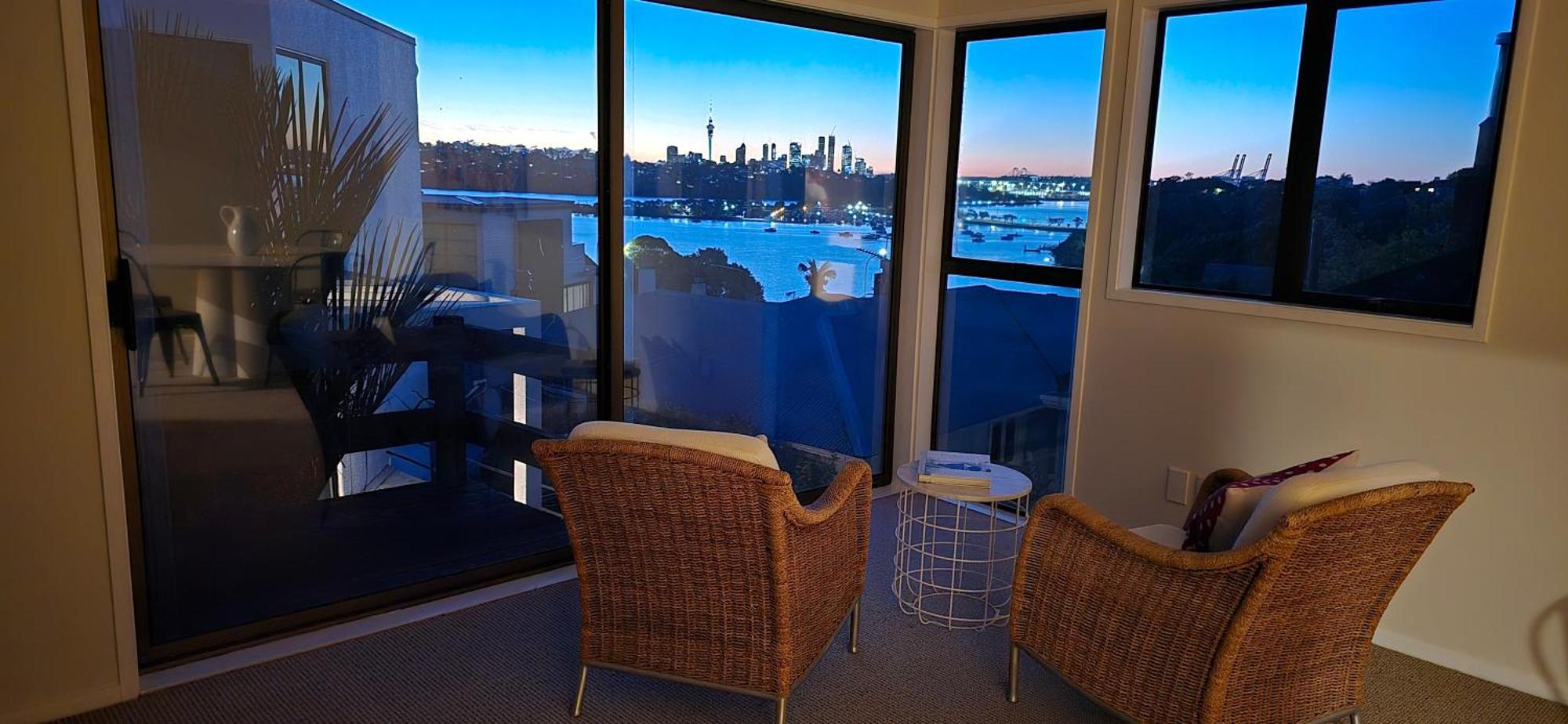2 Bedroom Home, City And Sea Views Auckland Exteriér fotografie